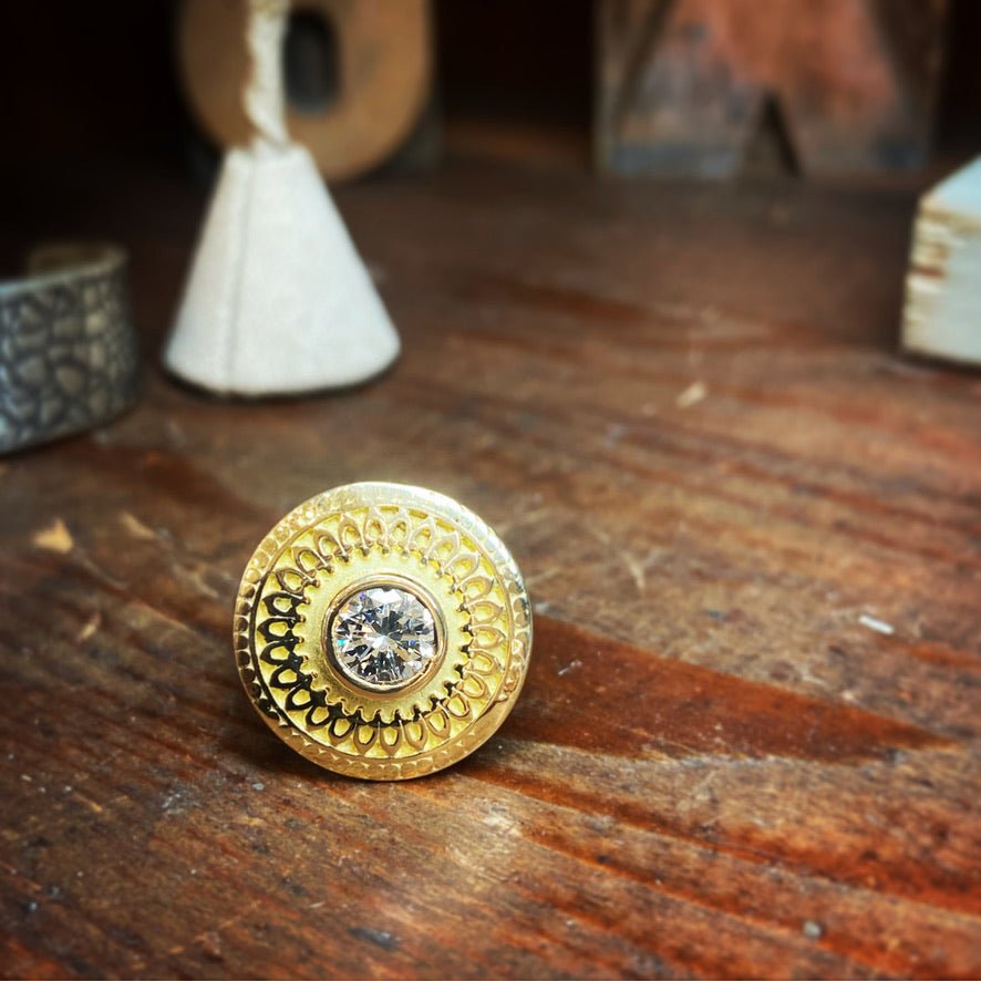 Marrakesh Ring with diamond, handcrafted in 18k gold - Nina Alexandra Jewellery